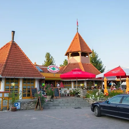 Huszár