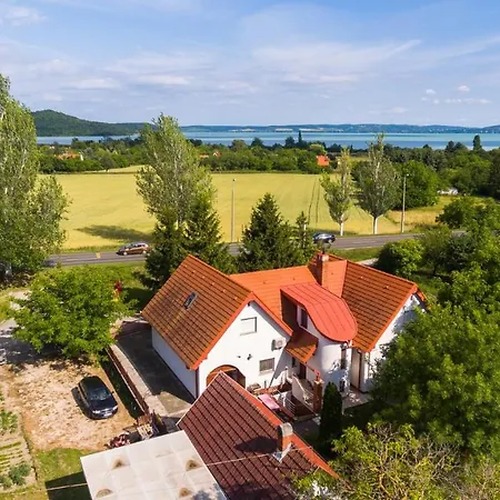 Apartament Huszar Vendeghaz Orvenyes