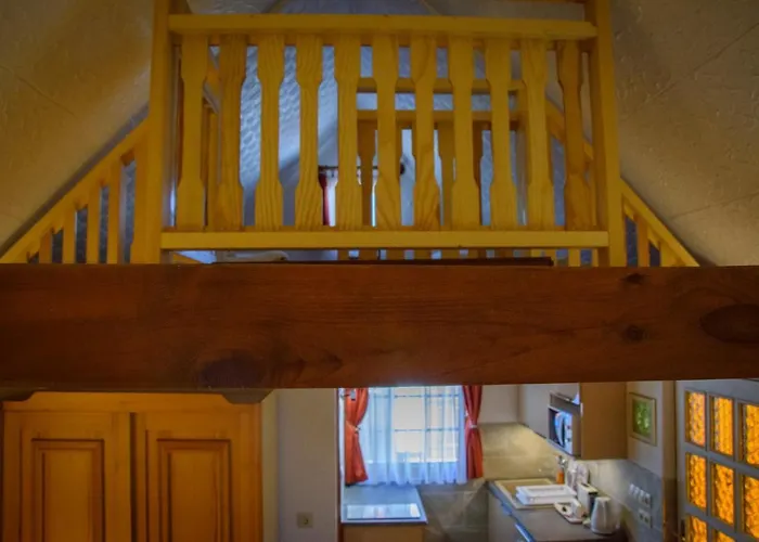 Huszar Vendeghaz * אורבייניאש