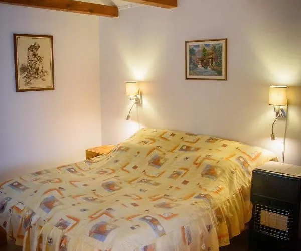 Huszar Vendeghaz דירה אורבייניאש